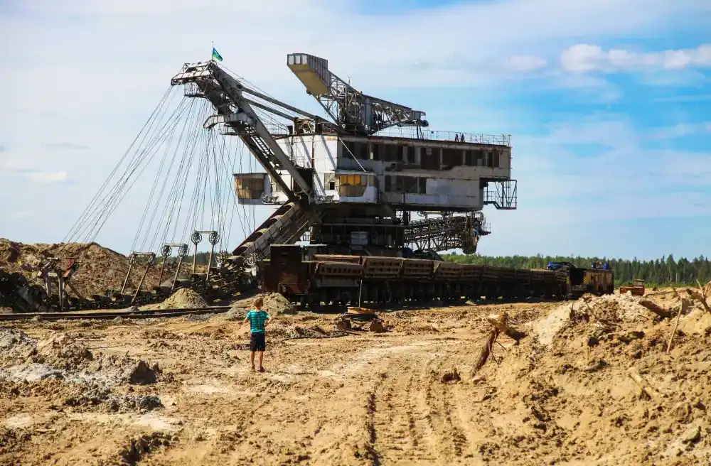 Thackeray Mines and Minerals Inc. Hit High Gold Grades at Quartz Mountain Project, British Columbia